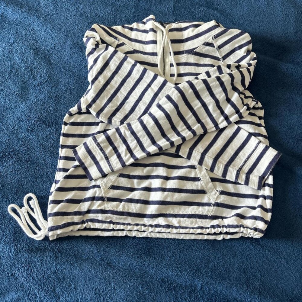 american eagle striped hoodie